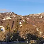 5 Pers. Avec Piscine A Super-besse - Fr-1-814-175 *